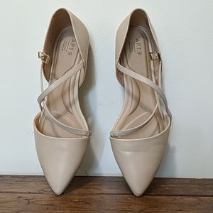 Women's nude flats